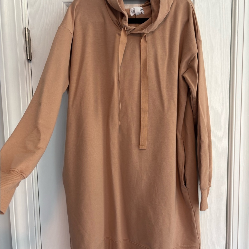 NWT Casual Women's Hoodie Dress The Drop Camel Hoodie Oversized XS Cozy Relaxed